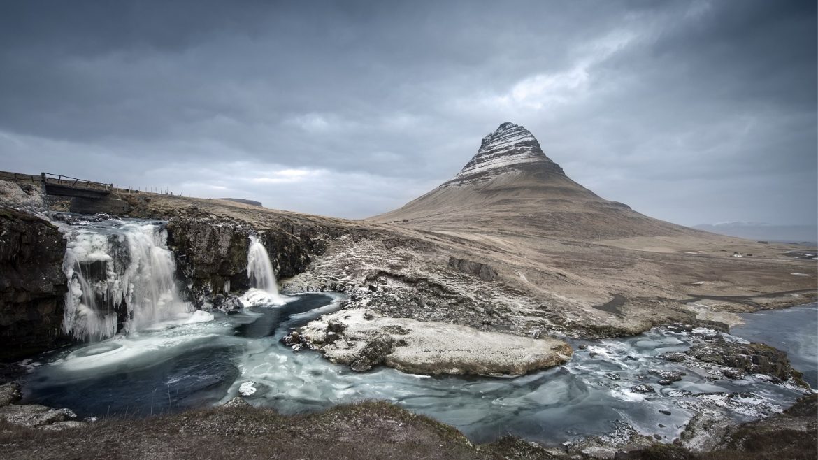 REHAU expands RAUVISIO crystal glass range with Iceland inspired colours Rehau Rauvisio