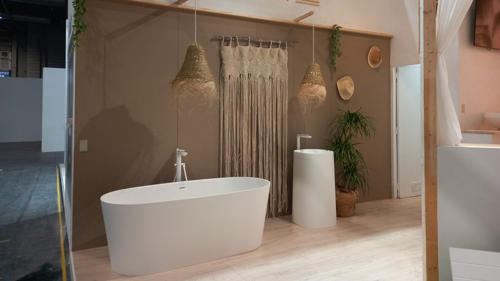 Bathroom_Review_Acquabella-resort
