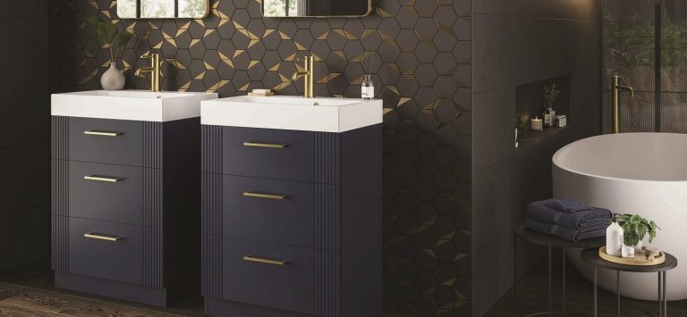 The-New-Trim-Curve-mirror-from-HiB-with-Fabrica-furniture