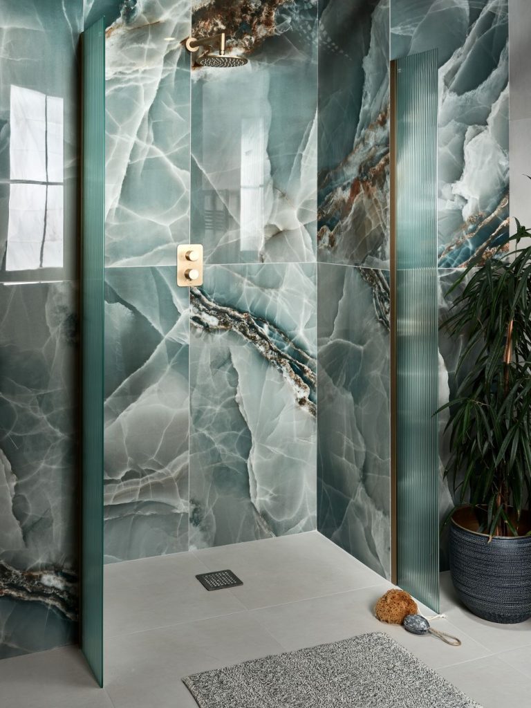 Bathroom-Review-Tavo-shower-screens-from-Tissino