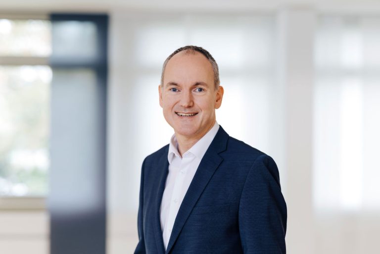 Michael Demmer joins Duravit AG Executive Board as chief transformation & people officer Bathroom-Review_Duravit Michael Demmer