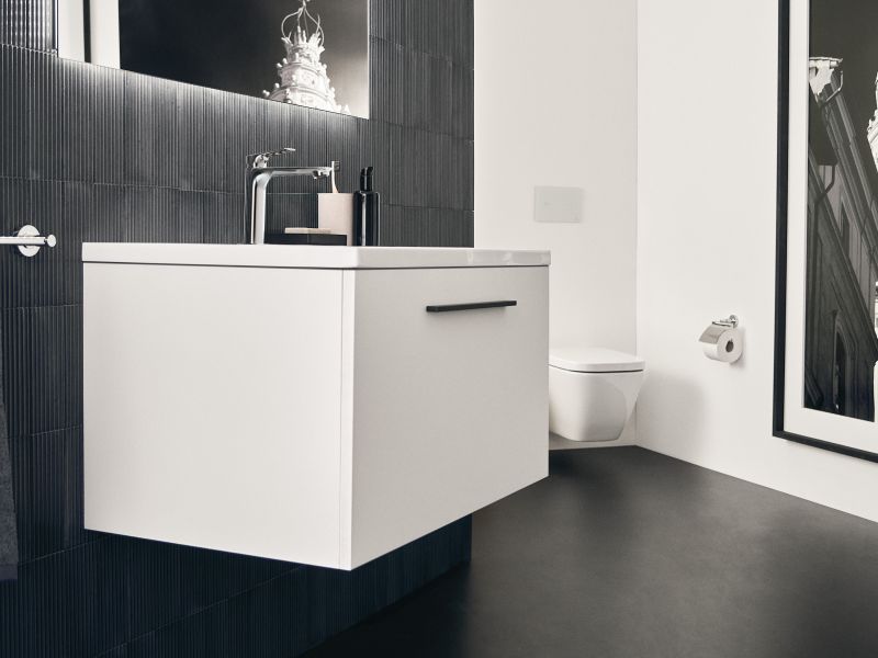 Ideal-Standard_Multisuite_Multiproduct_bathroom-cabinet