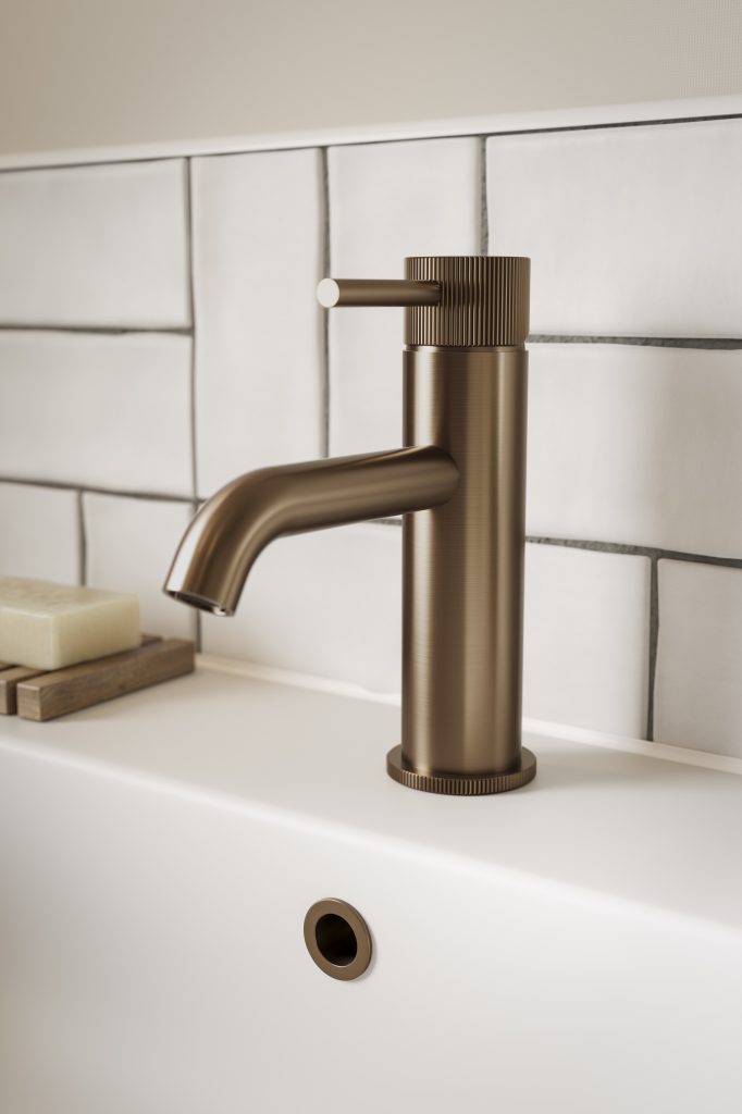 Frontline-Bathrooms-Mineral Flute